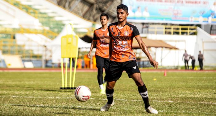 Pelatih Persiraja Belum Tahu Kondsi Terkini Ramadhan yang Pingsan di Lapangan
